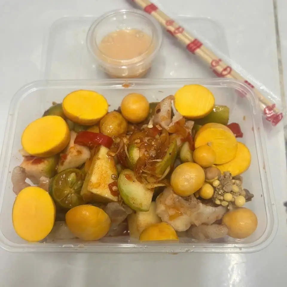Hình ảnh chân gà rút xương xã tắc MIX trứng non