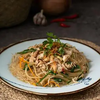 Miến Xào Cua - 193.320 ₫ tại Hoàng Yến Vietnamese Cuisine - Hai Bà Trưng