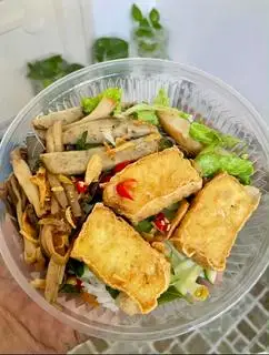 Bún trộn nước tương chay - 49.000 ₫ tại Chay Tâm An - Cơm Tấm Chay - Tân Hòa Đông