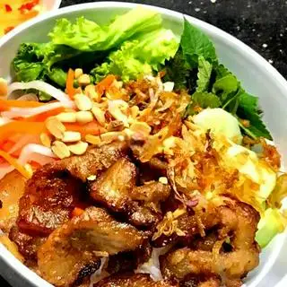 Hình ảnh Bún Trộn Thịt Nướng 