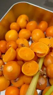 trứng non - 22.000 ₫ tại Chân Gà Nhà Muối - Âu Cơ