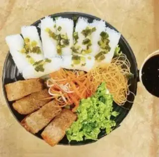 Bánh Hỏi Heo Quay Chay - 42.000 ₫ tại Quán Chay Diệu My - Đề Thám