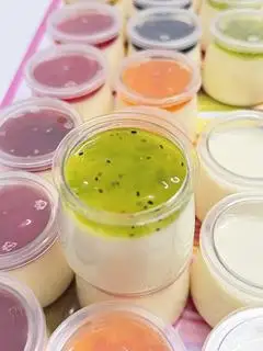 Hình ảnh combo 5 hủ sữa chua mứt trái cây