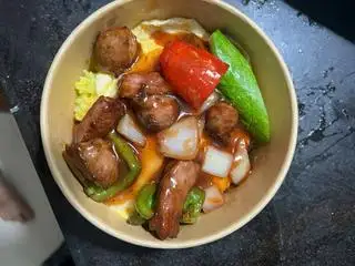 2 Cơm Bò Lúc Lắc x Phủ Trứng - Canh Rong Biển  - 145.000 ₫ tại Cơm Phủ Trứng - Thái Hà - Xô Viết Nghệ Tĩnh