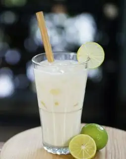 Yaourt Tắc Sữa Dầm (Yogurt Lemon Crushed with Milk) - 40.000 ₫ tại Jintilervz - Sữa Tươi, Trái Cây Tự Chọn Mix Protein & Sữa Tươi Trân Châu Xoài - Tạ Quang Bửu