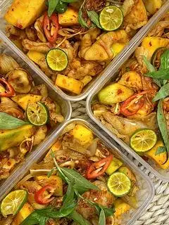 Hình ảnh Tai heo sốt Thái M