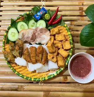 Mẹt tình quê ngoại - 53.000 ₫ tại Bún Đậu Cô Tuyết - Đường Số 10