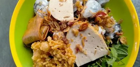 Bánh Cuốn Nóng 236 - Món truyền thống/Đặc sản gần bạn