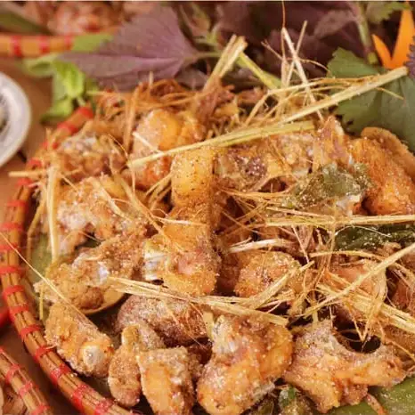 Hình ảnh Gà rang muối nửa con