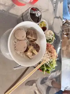 Hình ảnh bún bò sườn sụn