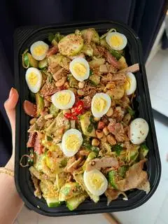 Hình ảnh Tré Trộn Bình Định Full Topping ( Suất 2-3 người ăn)