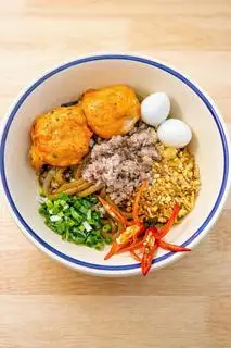 Bánh Canh Trộn Chả Cua - 32.500 ₫ tại Bánh Canh Cua Jangji - Trần Phú