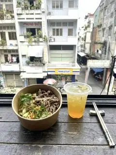 Hình ảnh Mì xào bò - trà tắc