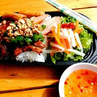Bún thịt nướng đặc biệt - 50.000 ₫ tại Bún Thịt Nướng A Trưởng - Vạn Kiếp
