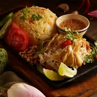 Cơm gà xé - 55.000 ₫ tại Mộc Vị Quán - Sư Vạn Hạnh