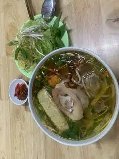 Bún bò đặc biệt - 70.000 ₫ tại Bún Bò Huế O Châu - Lê Trọng Tấn
