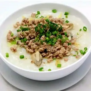 Cháo thịt bò bằm - 36.000 ₫ tại Cháo Ếch Singapore & Cơm Chiên - Đường Số 18