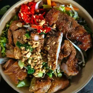 Bún Thịt Nướng Đầy Đủ - 47.000 ₫ tại Lucky - Bún Thịt Nướng & Ăn Vặt - An Dương Vương