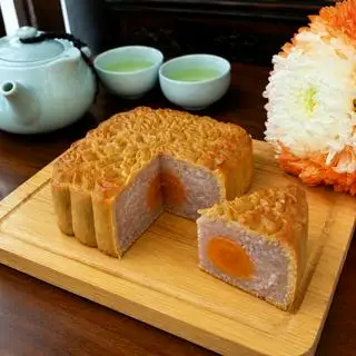 Hình ảnh Bánh Trung Thu Khoai Môn 1 Trứng 250g