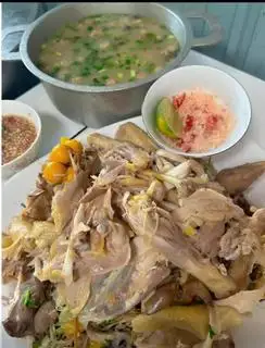 1/2 con gà xé phay - 1 cháo - 1 gỏi - 195.000 ₫ tại Thuỷ 24 - Miến, Cháo & Gỏi Gà Ta - Đặng Chất