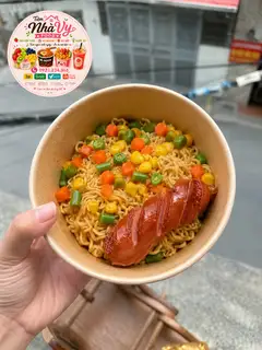 Hình ảnh Mì Trộn Xúc Xích