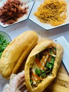Hình ảnh Bánh mỳ thập cẩm