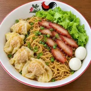 Hình ảnh Mì hoành thánh xá xíu trộn xốt dầu hào đặc biệt