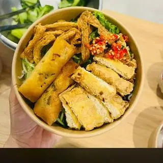 Hình ảnh Bún nước tương - chả giò rế chay