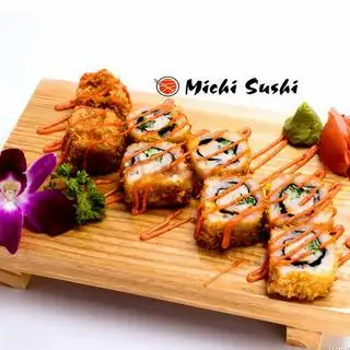 Maki ngừ chiên xù - 42.000 ₫ tại Michi Sushi - Nguyễn Huệ