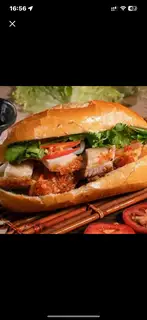 Bánh mì heo quay đặc biệt - 40.000 ₫ tại Phong Vũ - Bánh Mì Hà Nội, Xôi Mặn & Bánh Bao - Tô Ký