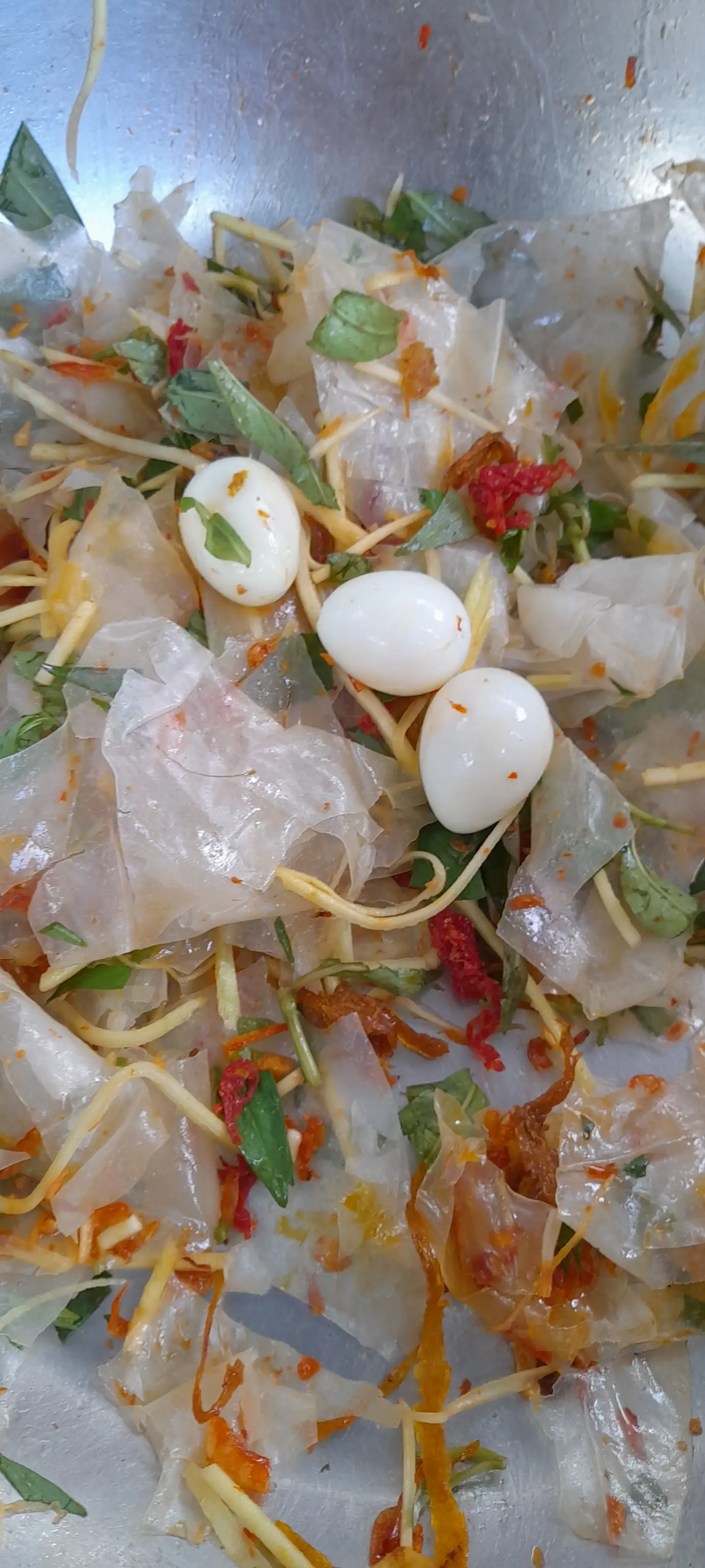 bánh trang phoi suong trôn 3trưng cut - 300.000 ₫ tại Tiệm Bánh Tráng Trộn Kìa - Chu Văn An