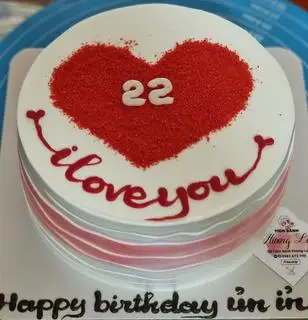 Hình ảnh bánh kem trái tim + iloveyou