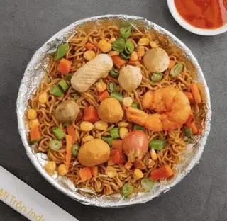 Hình ảnh mỳ trộn viên chiên 
