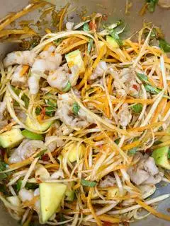 Hình ảnh Chân gà sốt Thái