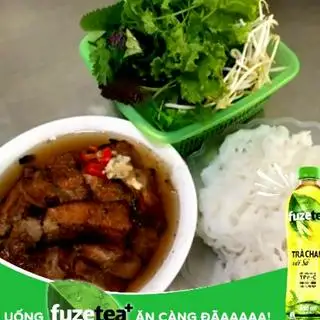 Hình ảnh Bún chả - Trà chanh sả