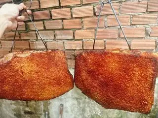 Hình ảnh Heo Quay Đùi,Vai 300gram