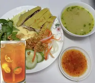 Hình ảnh Combo cơm má đùi - trà tắc