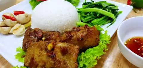 Hình ảnh Cơm Văn Phòng Chị Thêu - Quan Nhân