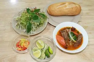 Bò kho bánh mì - 65.000 ₫ tại Bún Bò Mẹ Mít - Hủ Tiếu Bò Kho & Bò Kho Bánh Mì - Tô Hiến Thành