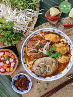 Bún bò thập cẩm - 65.000 ₫ tại Bún Bò & Bò Kho Cô Sen - Bùi Thị Xuân