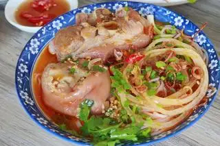 bún bò Huế giò giòn giòn  - 49.000 ₫ tại Bún Thái Ngon 519 - Tỉnh Lộ 10