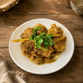 Hình ảnh Cơm gà kho sả