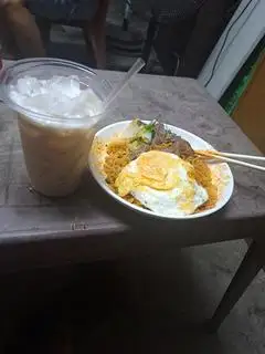 combo mì trộn cay bò trứng + tsua đào sz L  - 70.000 ₫ tại Ăn Vặt A Quắn - Lê Văn Lương