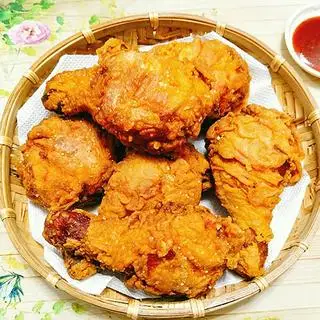 Má đùi gà rán truyền thống_1 cái - 45.000 ₫ tại Wonder Chicken - Gà Rán & Mỳ Trộn Sốt Hàn Quốc - Trần Mai Ninh