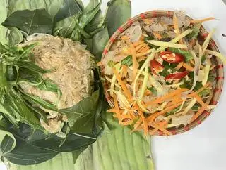 Hình ảnh Combo 1 nem nắm nhỏ - 1 nộm sứa