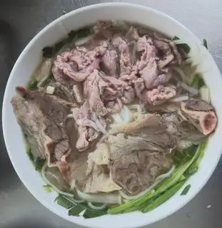 Phở tái - nạm - 69.000 ₫ tại Phở & Bún Bò Dung - Lê Văn Sỹ
