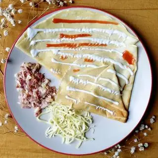 Hình ảnh Gà Hun Khói Phô Mai - Smoked Chicken Cheese