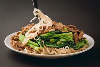 Phở xào bò - 60.000 ₫ tại Phở Hiếu - Bùi Đình Túy