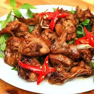 Vịt chao lá mắc mật (con) - 313.000 ₫ tại Vịt Cỏ Vân Đình - Bình Râu - Đường A8 