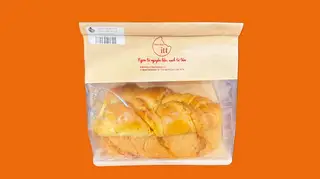Hình ảnh Bánh mỳ hoa cúc trứng muối